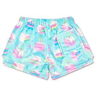 Iscream Piece of Cake Plush Shorts
Children's shorts with cake pattern on a white background