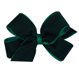 Forest Green Wee Ones Medium Satin Lined Velvet Hair Bow on Clippie
Green bow on a white background