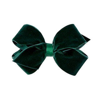 Forest Green Wee Ones Mini Satin Lined Velvet Hair Bow on Clippie
Green velvet bow on a white background