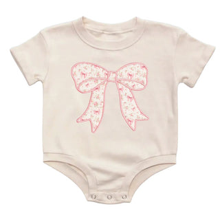 Sweet Wink Ditsy Floral Bow Patch Short Sleeve Romper - Natural