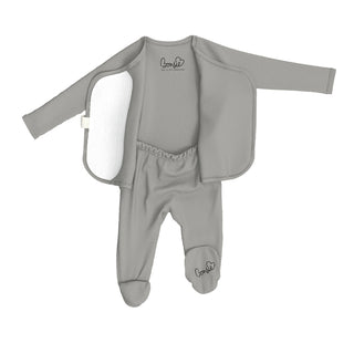 Bonsie Footie - Fog
Gray baby outfit with long-sleeve top and footed pants on a white background