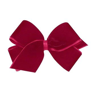 Cardinal Red Wee Ones Small King Satin Lined Velvet Hair Bow on Clippie
Small King Classic Velvet Hair Bow on Clippie, Wee Ones, All Things Holiday, cf-type-hair-bow, cf-vendor-wee-ones, Christmas Bow, Hair Bow, Holiday Hair Bow, Small King, Small King Classic Ve