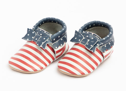 Freshly Picked Born in the USA Bow Mocc Soft Sole, Freshly Picked, 4th of July, 4th of July Shoes, cf-size-1, cf-type-moccasins, cf-vendor-freshly-picked, Flag Moc, Flag Moccassins, Fourth of