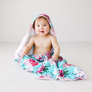 Posh Peanut Eloise Ruffled Hooded Towel, Posh Peanut, Hooded Towel, Posh Custom Sale, Posh Peanut, Posh Peanut Eloise, Posh Peanut Eloise Ruffled Hooded Towel, Posh Peanut Hooded Towel, Posh