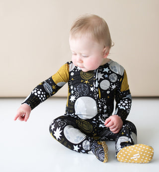 Posh Peanut Nova Zippered Footie, Posh Peanut, Gender Neutral, Gender Neutral Baby Gift, Gender Neutral Unizes, Outer Space, Posh Peanut, Posh Peanut Footie, Posh Peanut Footie with Zipper, P