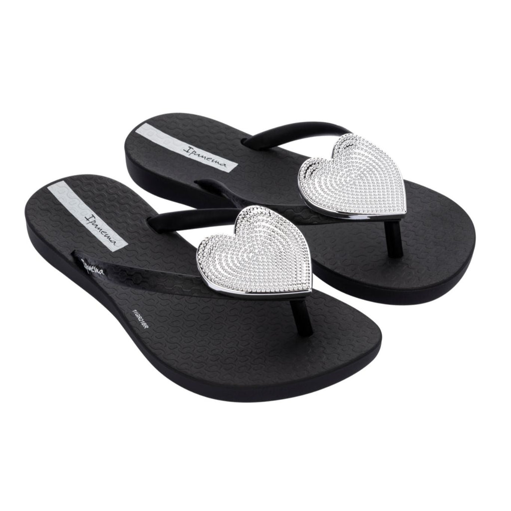 klasse Scepticisme vleet Ipanema Kid's Wave Heart Flip Flop - Black – Basically Bows & Bowties