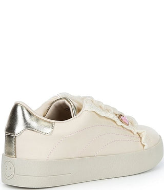 Steve Madden Kid's Emora Sneaker - Cream
A low-top sneaker in off-white leather with a metallic silver heel tab, a decorative ruffled lace detail with a pink heart accent, and a thick off-white platform sole.