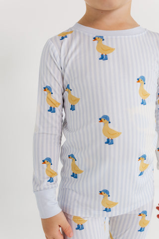 In My Jammers Two Piece Set - Striped Ducks
Children's pajama top with duck pattern on a white background