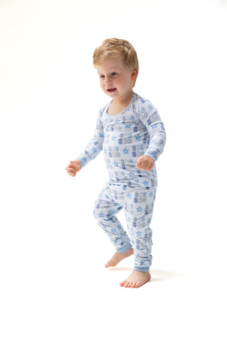 Angel Dear Long Sleeve Loungewear Set - Big Bro
Child wearing a blue patterned outfit on a white background