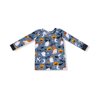 Angel Dear Long Sleeve Loungewear Set - Glow in the Dark Costumed Ghosts
Children's Halloween-themed long-sleeve shirt with pumpkins, ghosts, and cats on a blue background.