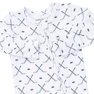 Angel Dear 2 Way Zipper Footie - Simple Hockey
Two baby onesies with hockey stick and puck pattern on a white background