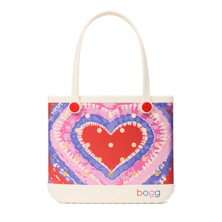Baby Bogg® Bag - In Love With Bogg - Buoy Red
Tote bag with a colorful heart design and 'bagg' branding on a white background