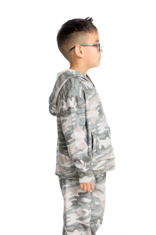 Chaser Desert Camo Zip Up Hoodie
Child wearing a camouflage hoodie and pants on a white background