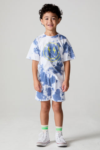 Chaser wide-leg Mistel tie-dye shorts with relaxed fit and vibrant pattern, casual summer shorts for women.