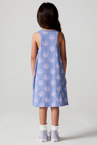 Chaser Seashell Dreams allover dress featuring a flowy fabric with seashell print and relaxed fit, ideal for casual summer wear.