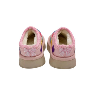 Lola and The Boys Candy Heart Sherpa Booties
Pair of pink children's shoes with bows on a white background