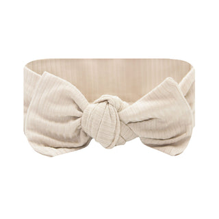 Lou Lou and Company Ribbed Headband - Cove
Beige headband with a knot on a white background