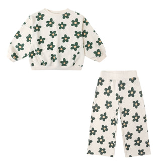 Rylee & Cru Oversized Sweatshirt & Wide Leg Sweatpant Set - Daisy
Floral patterned outfit with top and pants on a white background