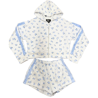 FBZ Blue Rose with Lace White Shorts
Children's hoodie and shorts set with blue floral pattern on a white background