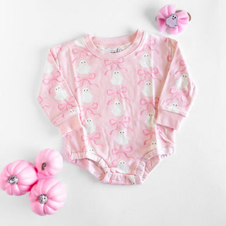 Sweet Wink Coquette Ghost Halloween Long Sleeve Romper - Pink
Pink baby romper with bow pattern on a white background