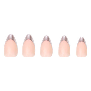 Glamnetic Press-On Nails Short Almond - Mirror Mirror
Set of five artificial nails with silver and beige tips on a white background