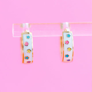 Pierced Colored Daisy Huggies