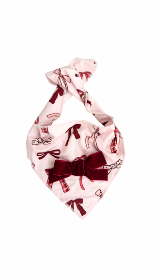 In My Jammers Merry Little Bows Dog Bandana
Pink bandana with red bows and patterns on a white background