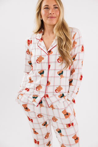 Women's long sleeve ruffle pajama set by In My Jammers featuring cozy Christmas bear design.