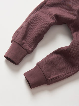 Little Bipsy Waffle Jogger - Huckleberry
Brown sweatshirt on a light gray background
