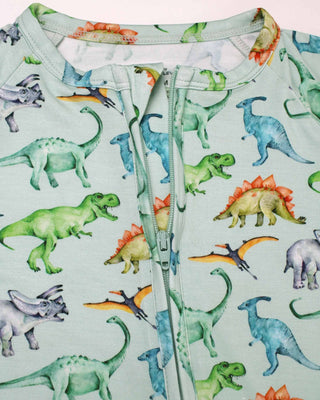 Lev Baby Poppy Convertible Zipper Romper - Landon
Children's onesie with dinosaur pattern on a light blue background
