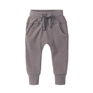 Little Bipsy Ribbed Jogger - Graphite
Gray children's jogger pants on a white background