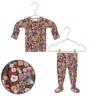Lou Lou and Company Top and Bottoms - Gracie
Floral-patterned long-sleeve shirt and leggings set on hangers with a close-up of the pattern.