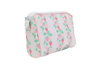 Apple of My Isla strawbag with strawberry print, featuring a woven straw texture and a compact, stylish design for everyday use.