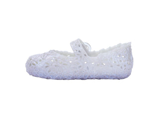 Mini Melissa Pollen - Pearly Blue
White baby shoe with lace details on a white background