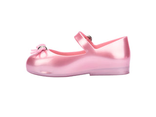 Mini Melissa Mini Sweet Love - Pearly Pink
Pink children's shoe with a bow on a white background