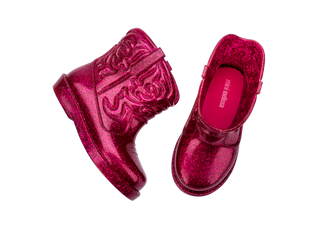 Mini Melissa Texas Boots Baby - Glitter Pink
Pair of pink glittery boots on a white background