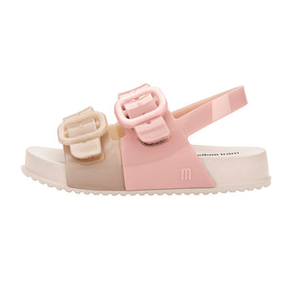 Mini Melissa Cozy Sandal - Pink / Beige
Pink and beige sandal with buckle details on a white background