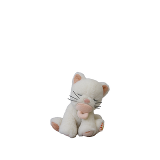 Olli Ella Binky Kitten Kiki - White
Plush cat toy on a white background