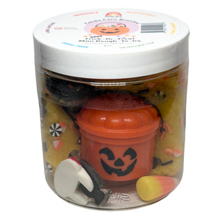 Orange Bucket EGKD Candy Corn Scented Mini Halloween Dough-To-Go Jar
Halloween-themed toy set in a clear container with a white lid.