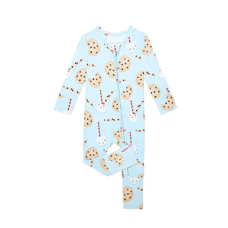 Posh Peanut Convertible One Piece - Chocolate Chip Cookies
Children's onesie with cookie design on a light blue background