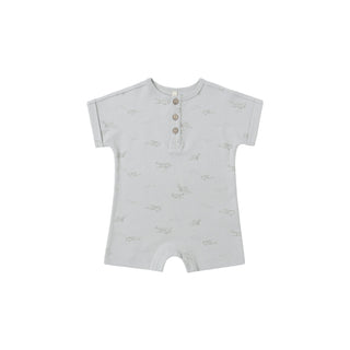 Quincy Mae Short Sleeve One Piece - Airplanes
Gray baby romper with button details on a white background