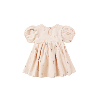 Quincy Mae Darla Dress - Magic
Beige dress with puff sleeves on a white background