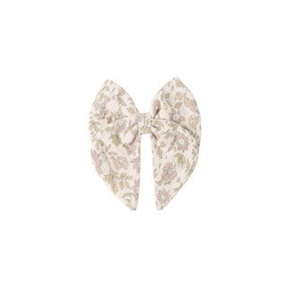 Quincy Mae Bow - Dahlia
Floral patterned bow on a white background