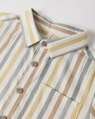 Rylee & Cru collared short sleeve shirt in Valencia stripe with natural tones, featuring a button front and classic collar design.