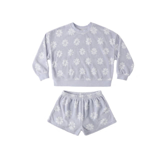 Rylee & Cru Karli Outfit Set in periwinkle with daisy print, featuring a cute and comfortable baby clothing set.