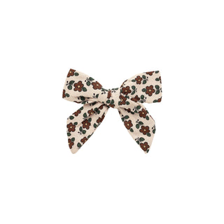 Rylee & Cru Bow - Harvest Floral
Floral patterned bow on a white background