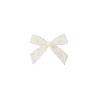 Rylee & Cru Bow - Ivory
White knitted bow on a white background