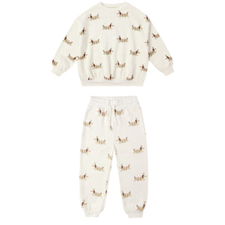Rylee & Cru Relaxed Sweatshirt & Jogger Sweatpant Set - Christmas Dogs
White pajama set with dog pattern on a white background