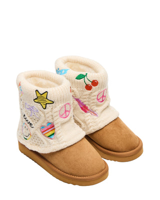 Steve Madden Kids Swayy Cognac Boot - Multi
Pair of tan boots with decorative elements on a white background