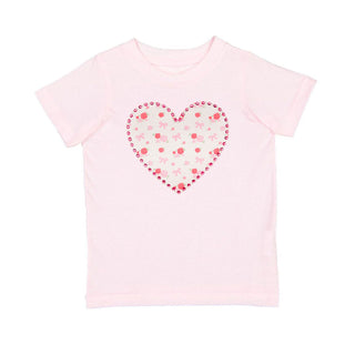 Sweet Wink Dainty Rose Pearl Heart Patch Short Sleeve T-Shirt - Ballet
Pink t-shirt with a heart-shaped floral design on a white background